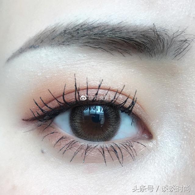 网红小猪9色土豆泥眼影盘教程,眼影盘推荐网红爆款带镜子刷子