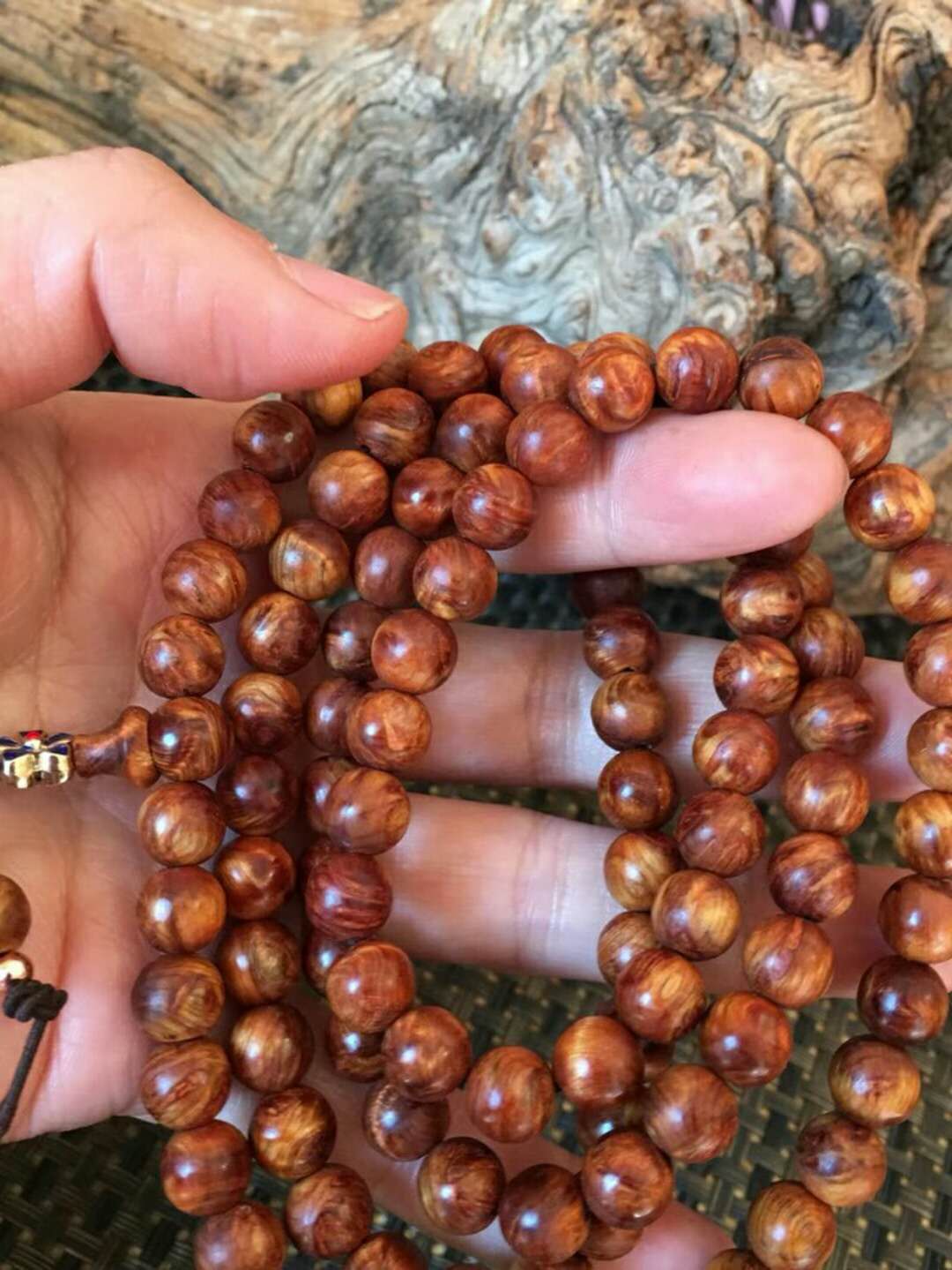 太行崖柏雷击木手串怎么盘玩,崖柏手串怎样快速盘出包浆