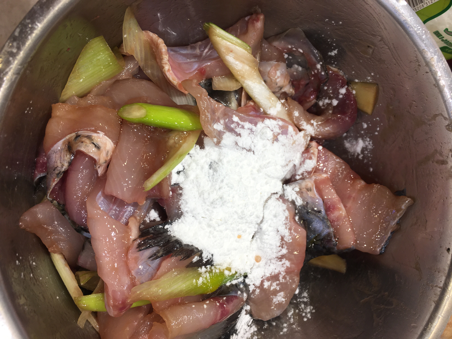 酸菜鱼家庭简单做法食材,酸菜鱼家庭做法详细教程