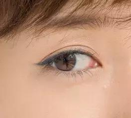 怎么看合适韩妆还是日妆,日妆跟韩妆哪个好用