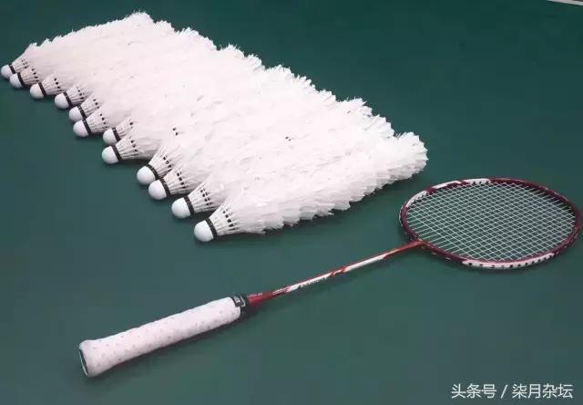 羽球茶馆：不这么做怎么给你的战拍最长情的陪伴