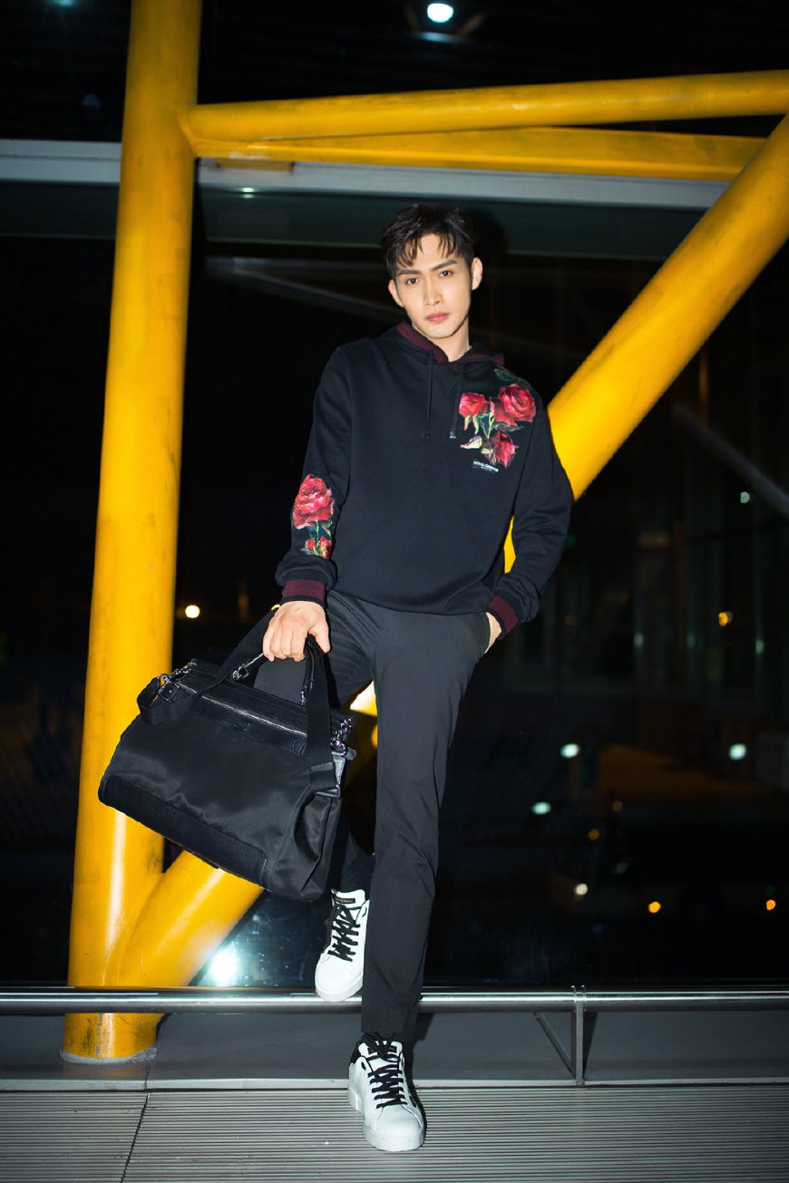 2012年春夏米兰时装周杜嘉班纳,2017杜嘉班纳国际时装周创意走秀