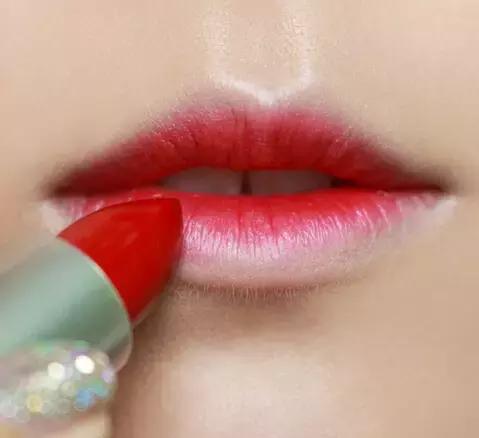 怎么看合适韩妆还是日妆,日妆跟韩妆哪个好用