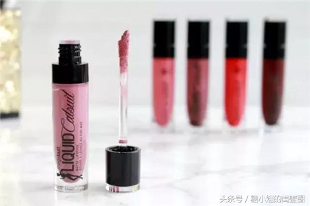 这么不走心的假货，莫名还有点呆萌？