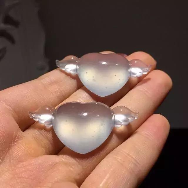 找谁说理去？30000买一只“翡翠”手镯，现在只值3000了？