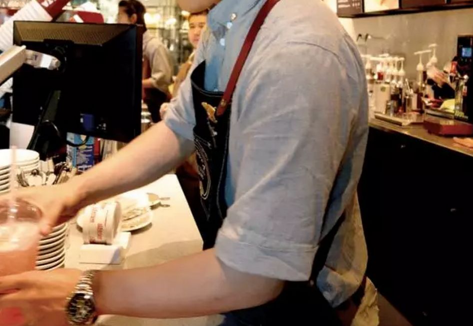 星巴克是星爸爸还是星妈妈,星爸爸和星巴克有关系么