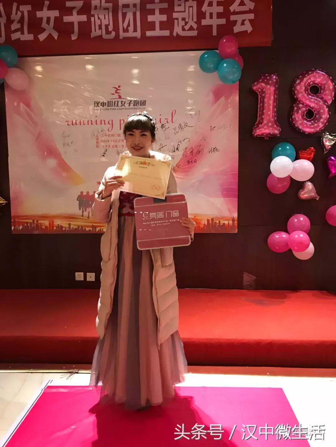 一场视觉的盛宴舞台,一场盛大的视觉盛宴