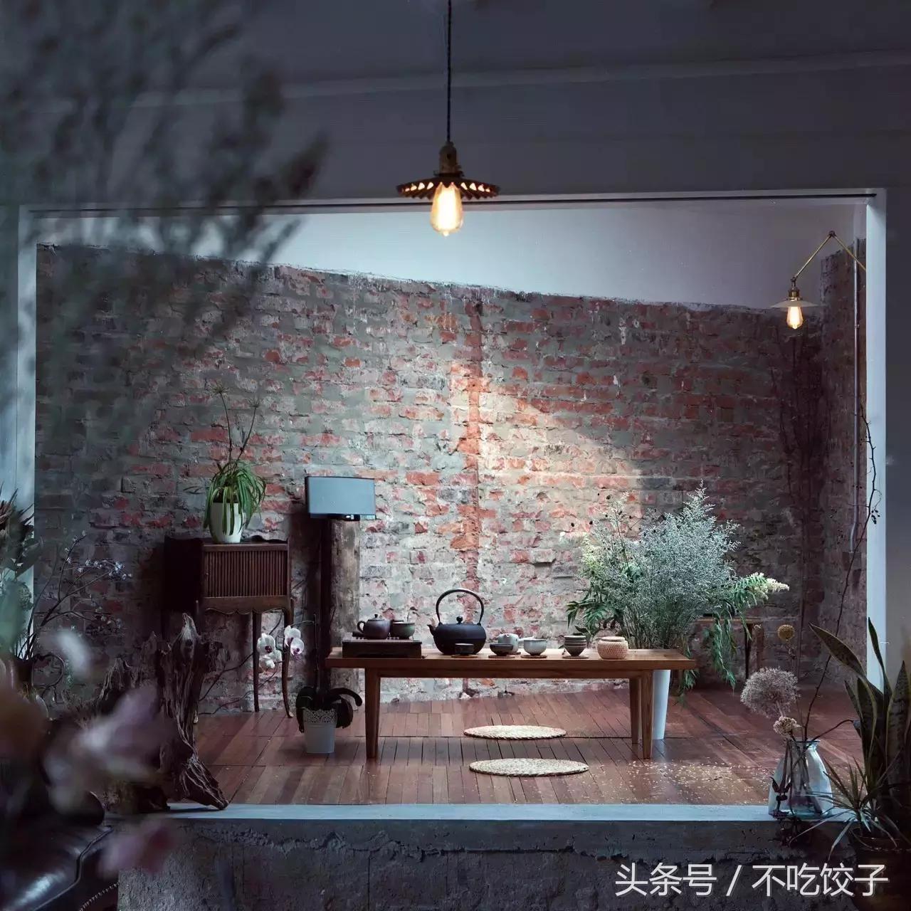 一天只能出2张照片，一张照片要2万，却能够传承100年