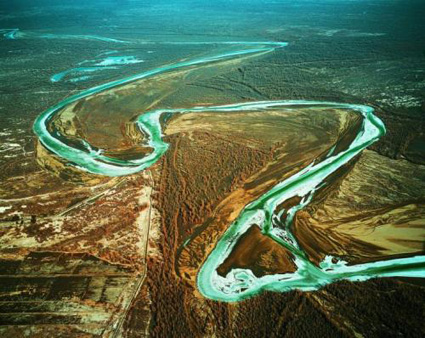 百万英雄出题需要答案么,百万英雄几道题