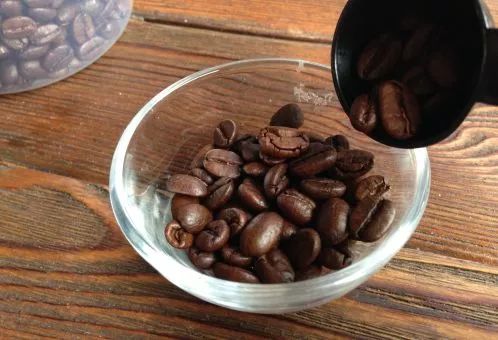 星巴克是星爸爸还是星妈妈,星爸爸和星巴克有关系么