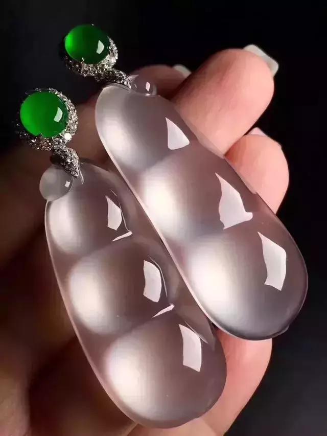 找谁说理去？30000买一只“翡翠”手镯，现在只值3000了？