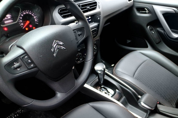 东风雪铁龙爱丽舍2020款,东风雪铁龙爱丽舍2023新款价格