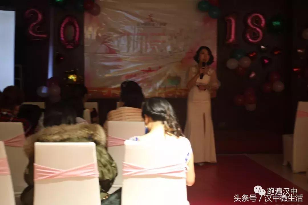 一场视觉的盛宴舞台,一场盛大的视觉盛宴