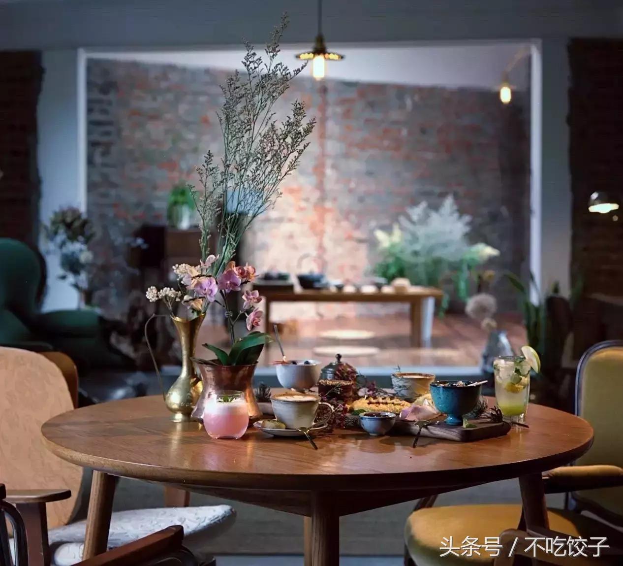 一天只能出2张照片，一张照片要2万，却能够传承100年