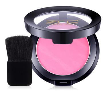 自信才是最美的妆容,精致妆容做一个优雅的美人