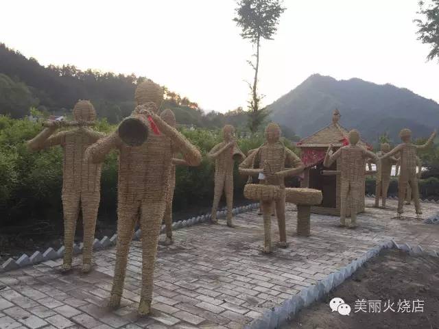 火烧店又现新鲜玩意儿，听说是.......