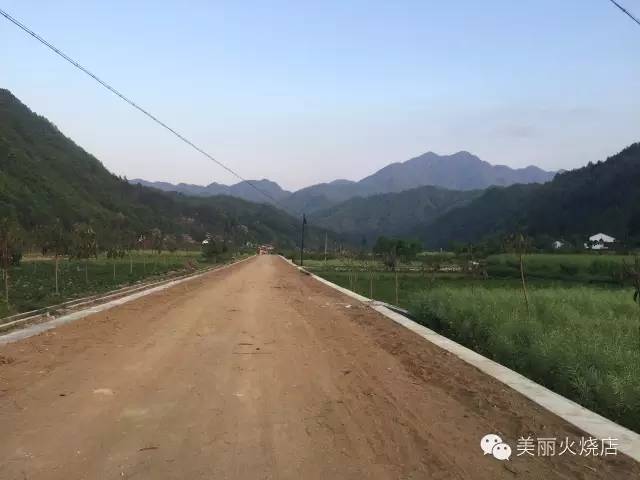 火烧店又现新鲜玩意儿，听说是.......