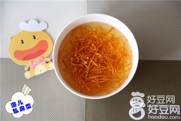 银耳花胶枸杞虫草花炖鸡的功效,花胶虫草花炖鸡的功效与功能