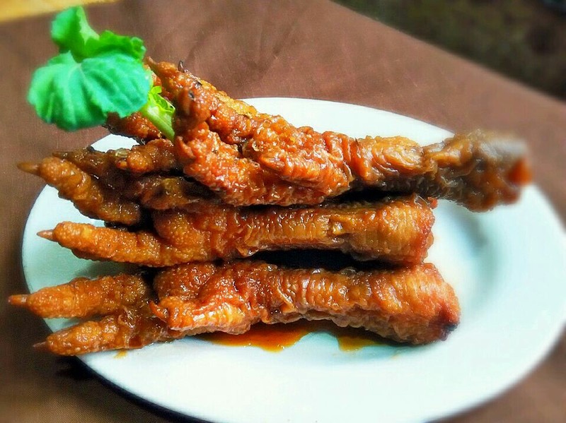 无骨鸡爪爆款榜第一,无骨黑鸡爪超脆