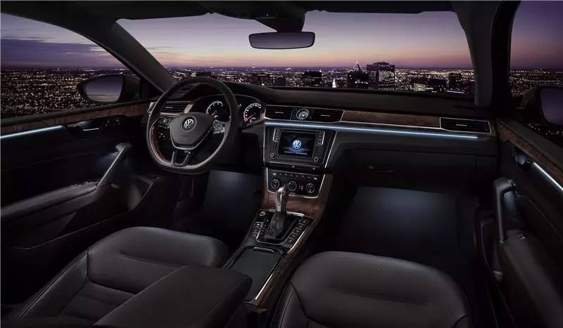 上海大众全新帕萨特试驾,最新款一汽大众帕萨特试驾