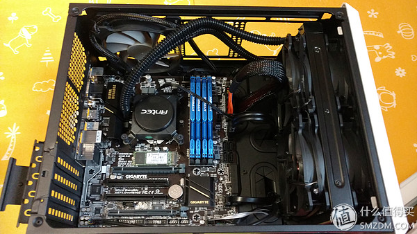 我也来晒晒自己的diao丝电脑