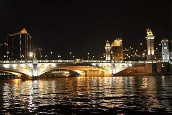 出境旅游需要身份证,出国游玩身份证办理