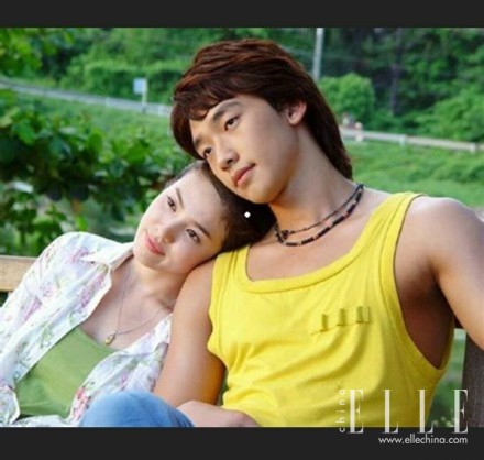 钟楚曦在胡一天身边,钟楚曦抱胡一天