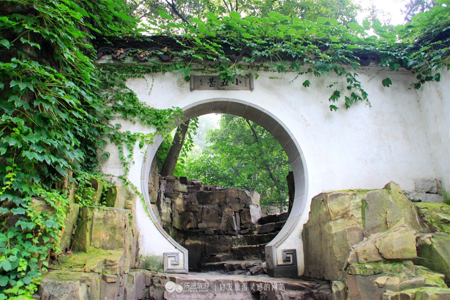 苏州的虎丘被誉为吴中第一名胜,吴中第一名胜