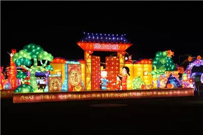 超级独家小编带你去灯会内场探秘,超级灯会都有啥表演活动