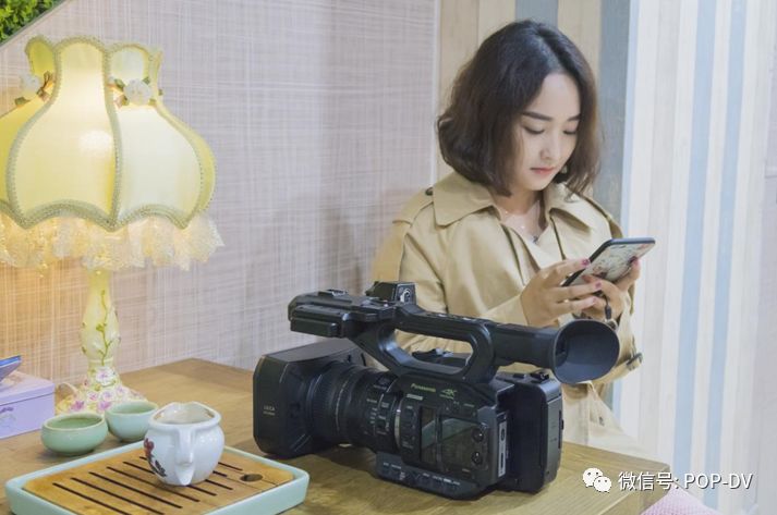 松下ag-ux90mc怎么查看拍摄的视频,松下ag-ux90mc怎么拍照片