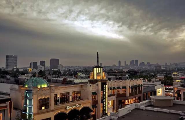 警惕：特色小镇建设应因地制宜量力而行，避免一哄而上造成烂尾工程