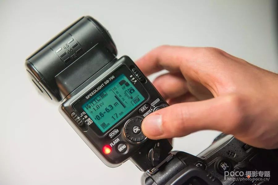 外置闪光灯效果好吗,外置闪光灯的优点和缺点