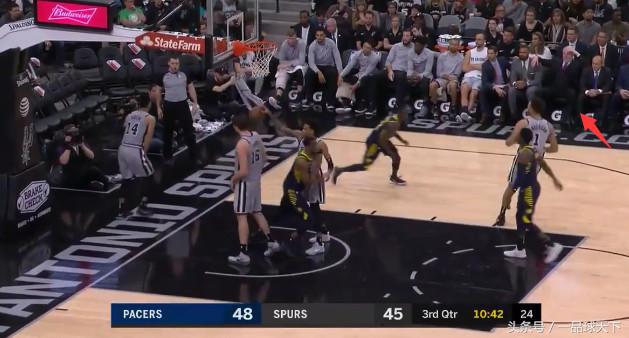 格林被踢,格林被阿伦踢裆格林回应