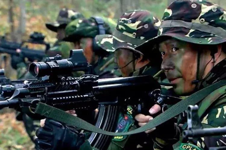 红点和全息的原理区别,红点全息的区别与选择