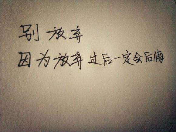 毛呢大衣机洗能够吗,毛呢大衣手洗正确清洗方法
