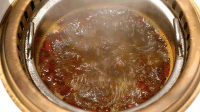 宇宙最红“地球港”空降北京！8国牛肉，逛吃7天不重样！