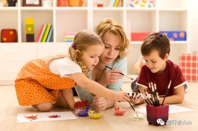 孩子不爱外出整天宅在家里怎么办,自闭症儿童不宁愿出去玩怎么办