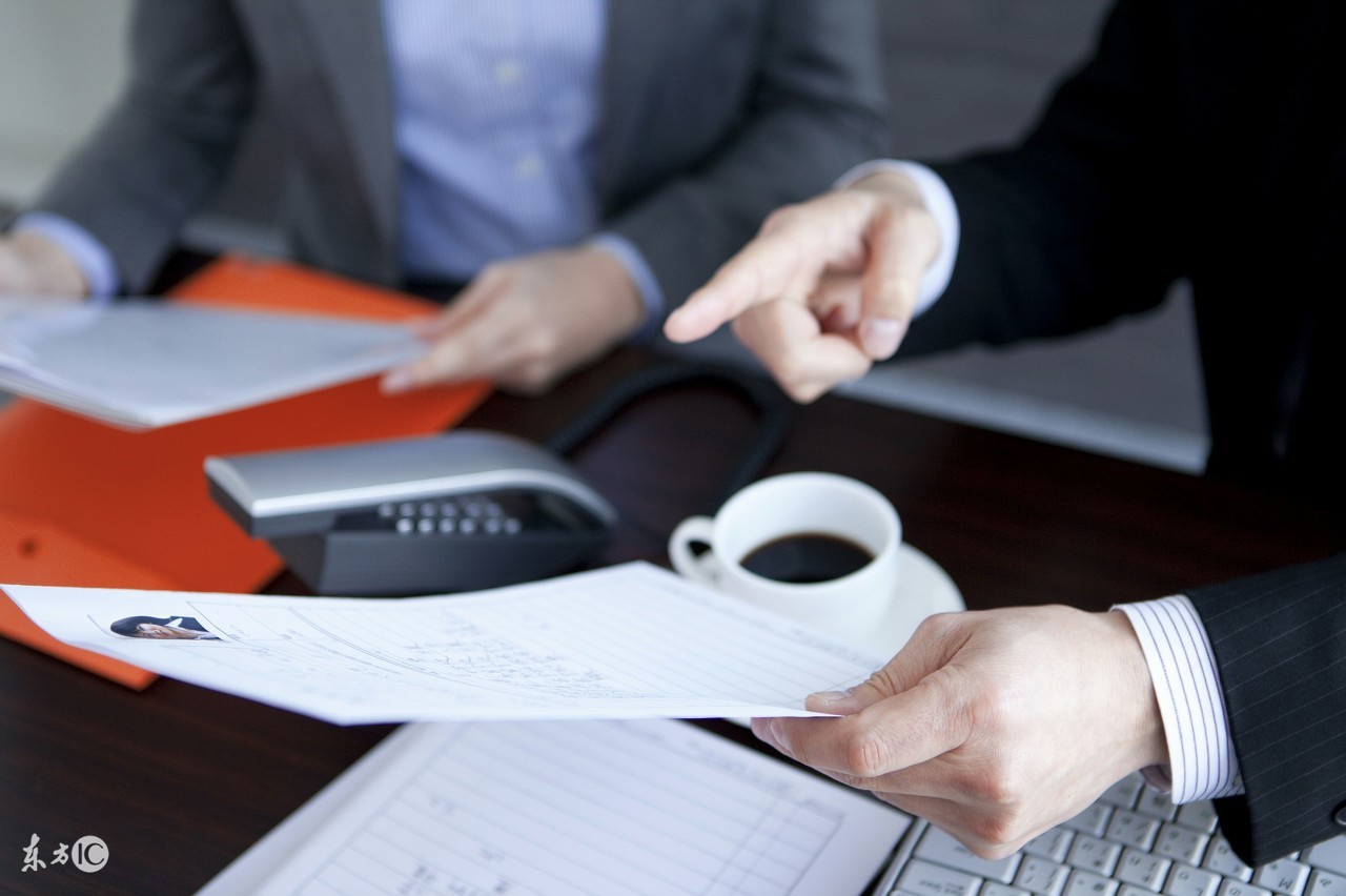 怎么写简历才不被疏忽,编写个人职业简历应该怎么写