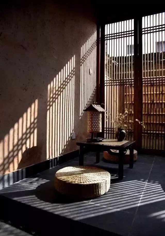 我的内心住着一个乌托邦,只想生活在自己的乌托邦里