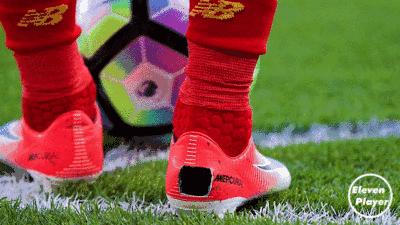 足球球鞋磨脚趾头的解决办法,足球鞋磨脚的鞋子怎么处理最好