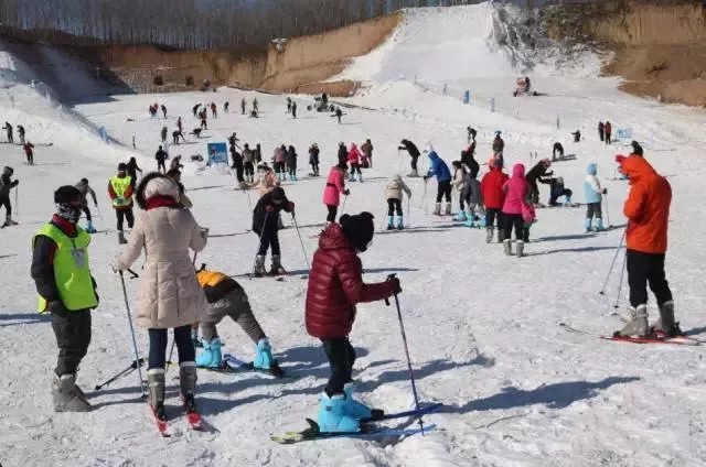 郑州冬天带小孩合适去哪里玩,郑州冬天到内蒙自驾游最佳路线