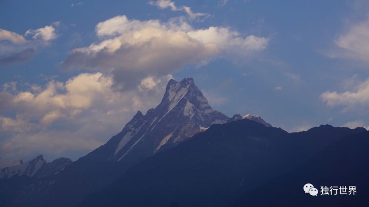 当你还在为生活抱怨,当你还在抱怨生活不易的时候