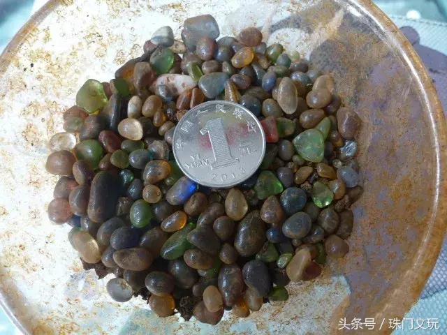 快过年了戴什么文玩,快过年了不要再讨论什么文玩