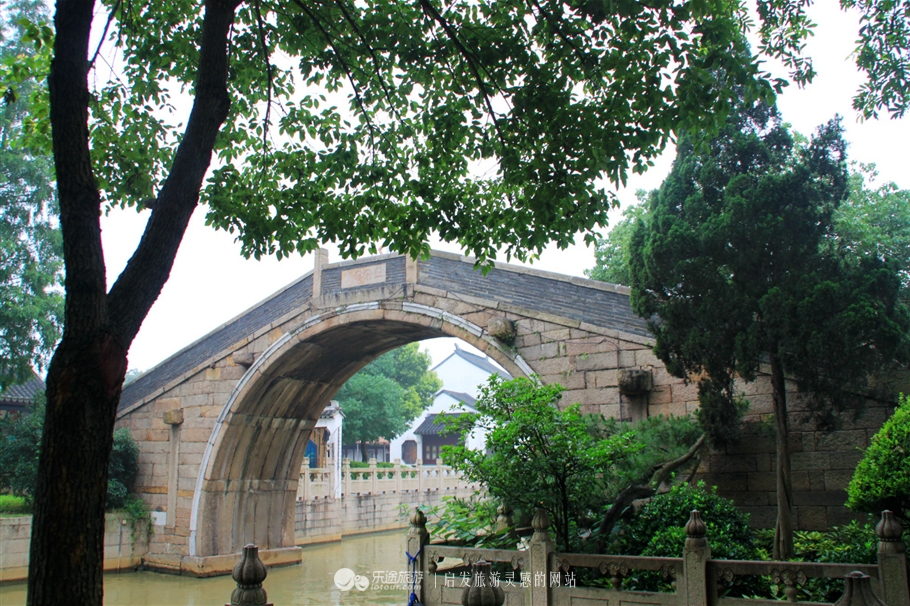 姑苏城外寒山寺楷书书法作品,姑苏城外寒山寺是哪