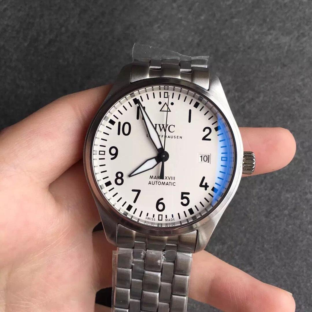 每一只都是一个耐读的故事万国飞行员马克十八系列腕表