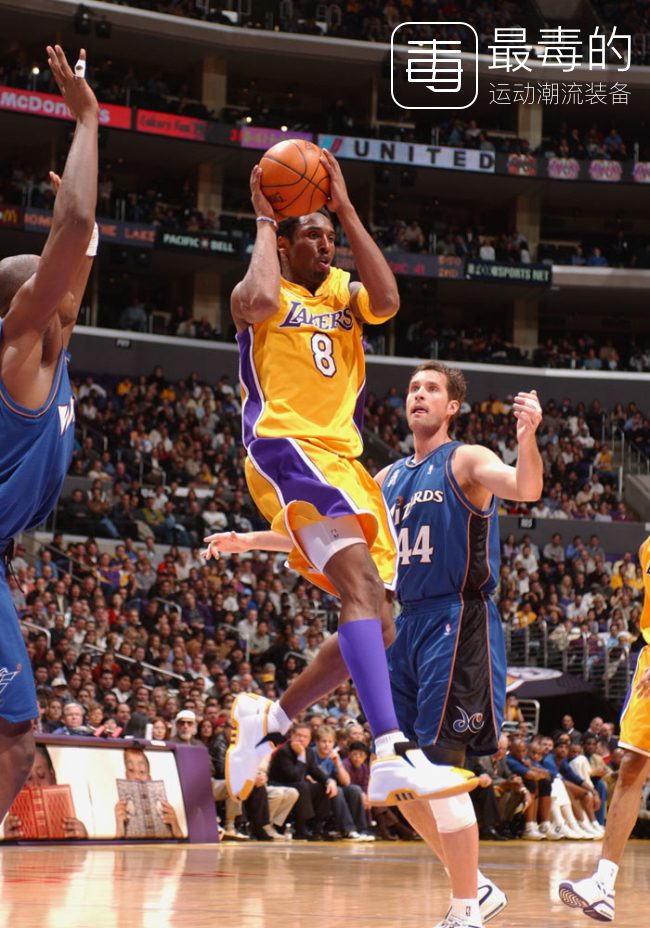 传奇落幕——科比职业生涯赛场球鞋完全回顾