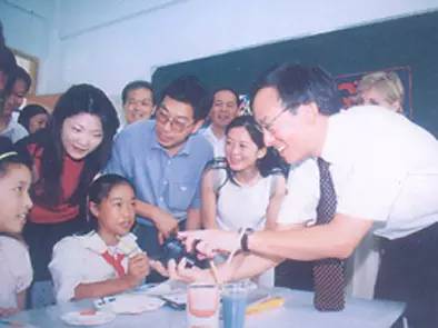 一门12博士，三代皆教授，这才是太仓最牛逼的家族！