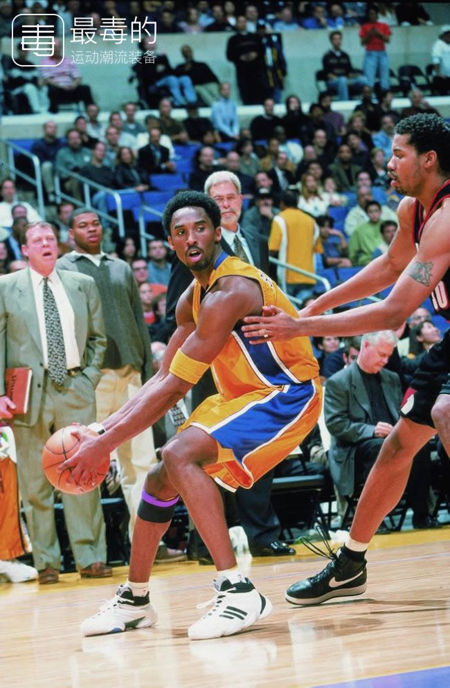 传奇落幕——科比职业生涯赛场球鞋完全回顾