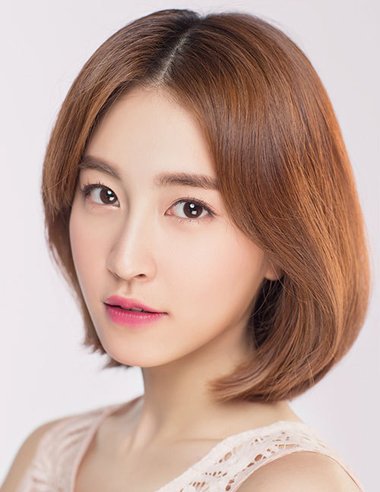 菱形脸刘海合适四六分吗,菱形脸五指宽刘海推荐