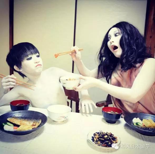 贞子vs伽椰子介绍,贞子vs伽椰子恐怖片段